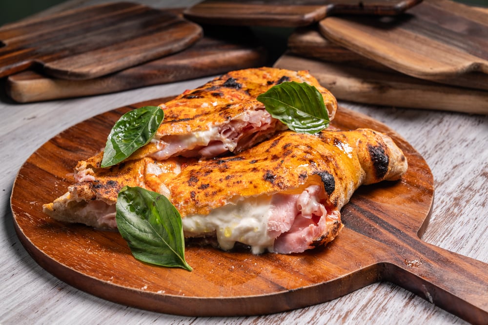 iO Special Calzone